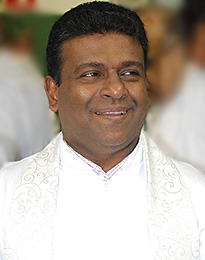 PADRE DAVY PAVUNNY THATTIL